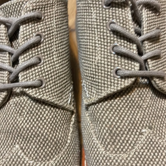 TOMS shoe - Picture 7 of 7